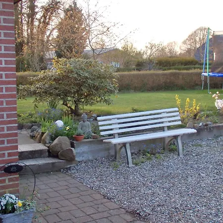 Gesamte In Mit Kleiner Terrasse 公寓